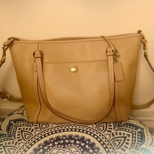 Coach Peyton Saffiano Beige Tote F25667